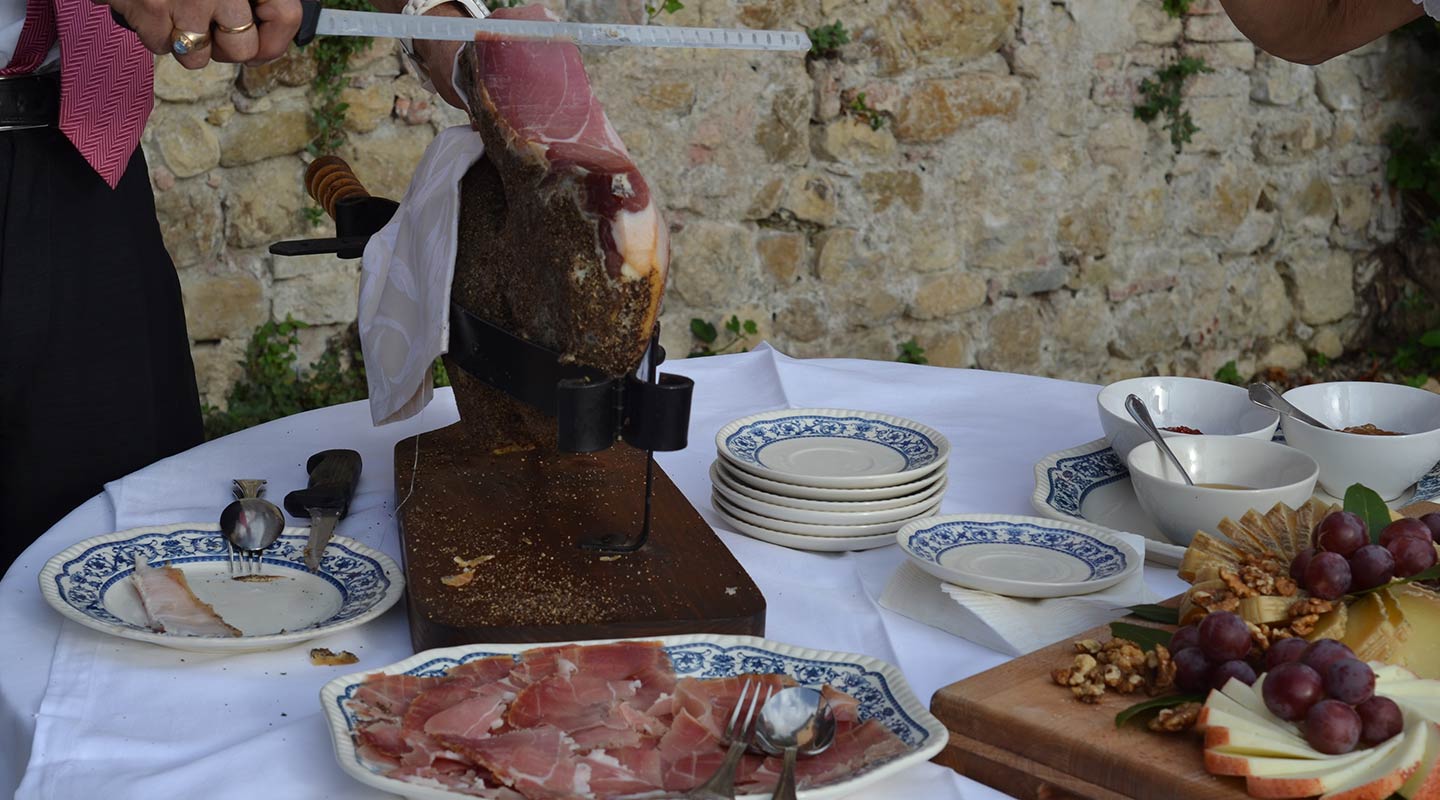 Villa_il_Poggiale_Cucina_01_0.jpg