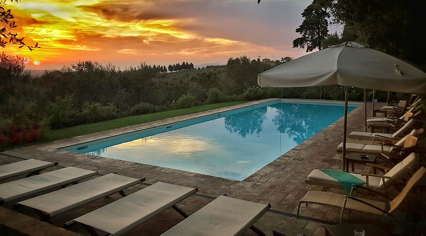 Villa_il_Poggiale_Piscina_06t.jpg